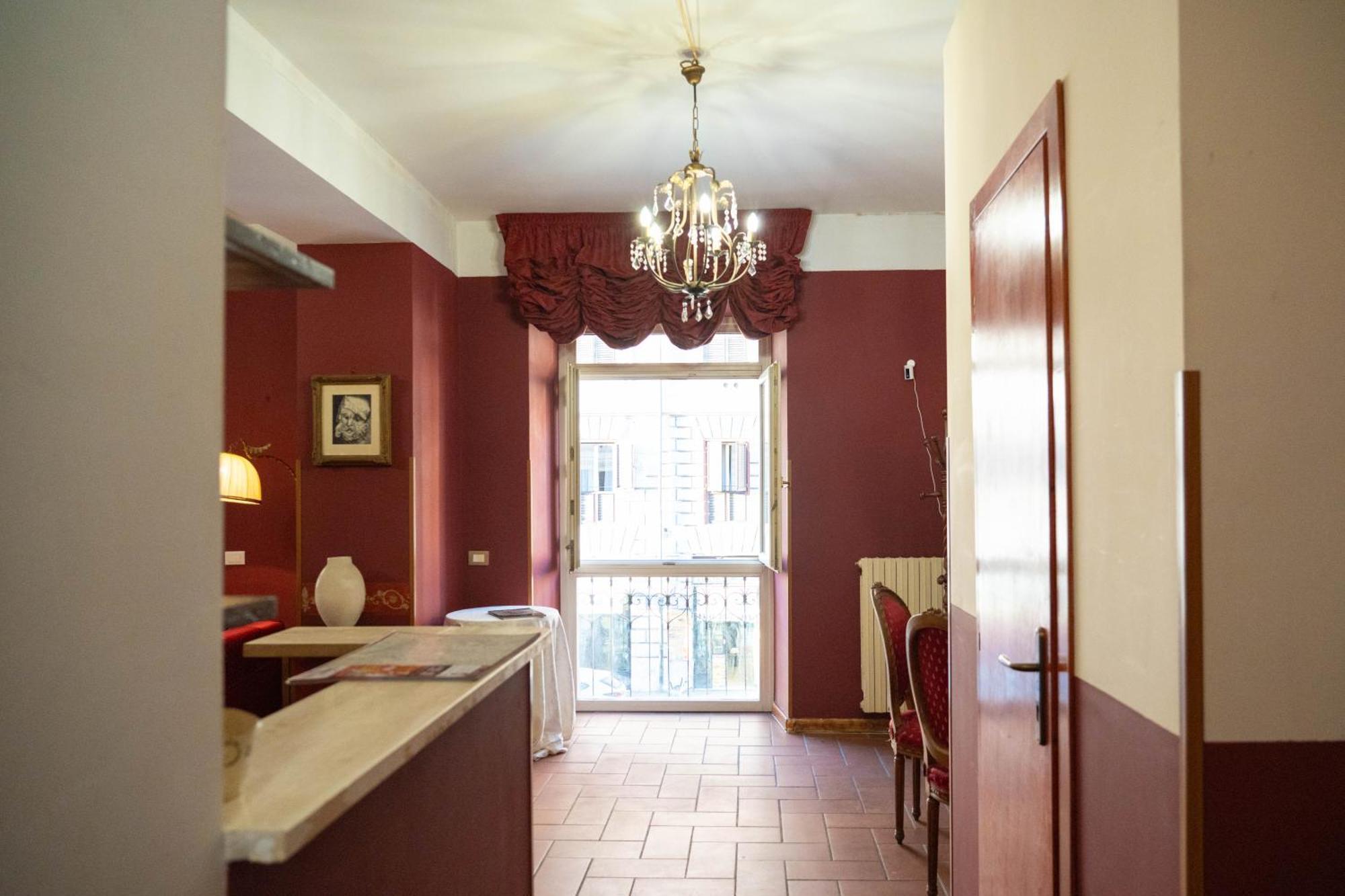 רומא Imperial Guesthouse מראה חיצוני תמונה